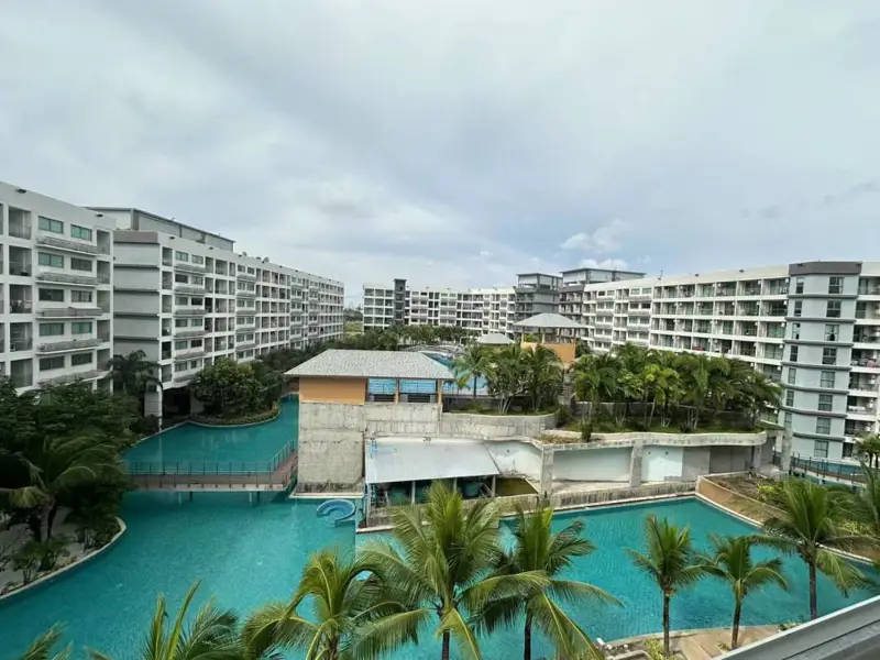 Spacious 1-bedroom in Jomtien - Condominium -  - 